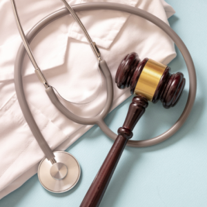 Especialistas Em Direito Da Saude: Seguranca Juridica Para Hospitais, Clinicas E Profissionais Da Area